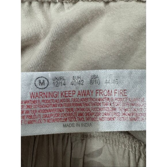 Disney Mickey Mouse Sleep Shorts Size Medium - Picture 4 of 4